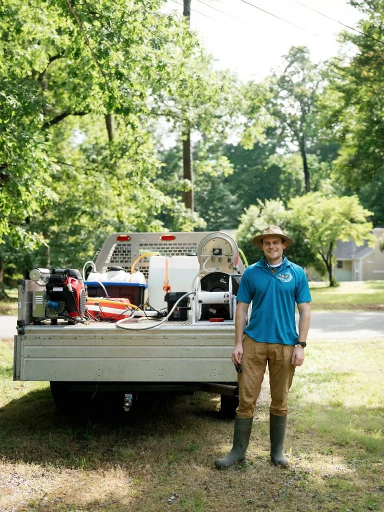 Professional gutter cleaning in Richmond, VA