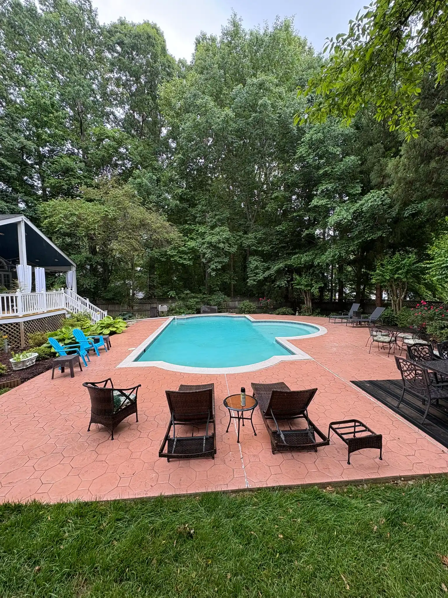 Pool Deck Cleaning